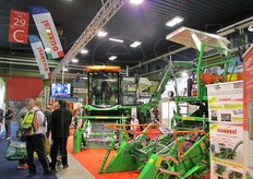 La Guaresi spa di Bondeno (FE) e' specializzata in macchine per la raccolta di pomodoro.