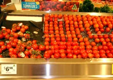 I pomodori sono disponibili in un'ampia scelta di confezioni e varieta'.