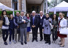 I partecipanti al press tour in compagnia di Luciano Trentini (Consorzio di tutela dell'Asparago di Altedo IGP, per la prima volta partecipante all'evento) e del presidente del Consorzio di tutela dell'Asparago di Badoere IGP, Antonio Benozzi (i due signori al centro della foto).