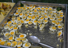 Un classico: uova e asparagi.