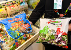 Prosegue inoltre l'attenzione verso le iniziative di marketing emozionale nelle confezioni a marchio; una strategia che sta rivelandosi premiante.