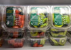 "Mix di frutta stagionale a marchio "Morsi di Frutta"."