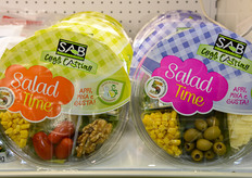 Due delle quattro nuove referenze di ciotole.