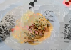 "Il pomodoro - afferma Sultano - e' tra i pochi elementi che ci riporta alla semplicita' della cucina siciliana e alla tradizione della stessa"."