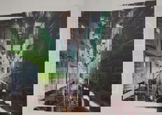 La cooperativa dispone di un magazzino intelligente (al momento della visita in fase di manutenzione), verticale completamente automatizzato. Qui il prodotto è in continua entrata e uscita e puo' raggiungere il cliente anche nell'arco di 48 ore.