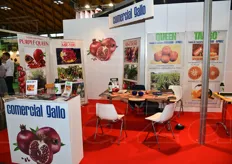 Varieta' brevettate di agrumi e melograno apirene per impianti in Italia presso lo stand della Comercial Gallo.