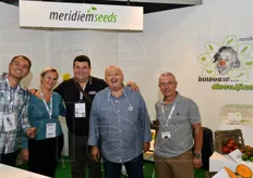 Foto di gruppo presso la ditta sementiera Meridiem Seeds. Stefano Campazzi e' il secondo sulla sinistra.