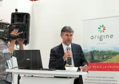 Origine Group si e' presentata a Macfrut durante un incontro al quale ha partecipato anche il vicemenistro alle Politiche agricole, Andrea Olivero.