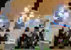 Produrre fragole e piccoli frutti puliti, vale a dire sicuri e conformi agli standard di consumo piu' elevati, non e' piu' possibile senza il controllo biologico. Cosi' e' nato il progetto Clean berries, una via di mezzo tra una proposta tecnica e un modello economico, che Bioplanet esporta insieme ai suoi predatori.