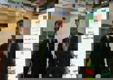 Anche l'azienda piemontese di import-export Gullino aveva uno stand nello spazio Ice. In foto, da sinistra, Armando Peirone, sales manager, e Saverio Principiano, sales manager Europe.