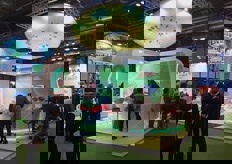 Lo stand della multinazionale del kiwi Zespri.