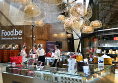 Area per le vendite al dettaglio prima dell'uscita.