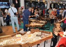 L'obiettivo principale del Padiglione e' stato quello di far conoscere alle persone la ricchezza della biodiversita' indonesiana, il suo paesaggio e le sue specialità culinarie.