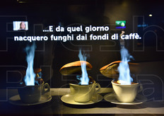 Un'altra delle esperienze descritte nei monitor.