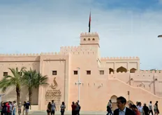 Il grande Padiglione dell'Oman (2.790 metri quadrati) rappresentava una cittadina con le architetture tipiche del sultanato.