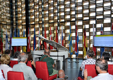 Concerto di pianoforte dal vivo nel Padiglione polacco.