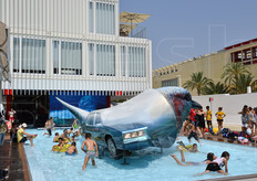 La piscina del Padiglione della Repubblica Ceca e' stata la maggiore attrazione nelle giornate piu' calde.