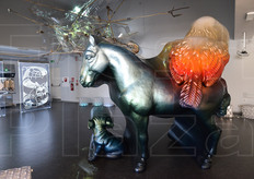 Incomprensibili sculture presso il padiglione della Repubblica Ceca.