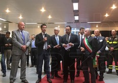 La prima edizione di FuturPera, la manifestazione fieristica che ha coinvolto l'intera filiera delle pere, e' stata inaugurata giovedì' 18 novembre. L'evento, che ha avuto l'adesione delle più importanti aziende del settore - produzione, commercializzazione, logistica, agrofarmaci, macchine e attrezzature – e' stato visitato, in tre giorni, da oltre ottomila persone.