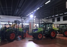 Lo stand di Claas, macchine per l'agricoltura. Dai trattori alle mietitrebbia, fino a trince, sollevatori telescopici, presse e altro ancora.