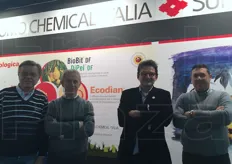 Allo stand Sumitomo Chemicals, da sinistra Carlo Padovani (capo area Sumitomo), Alberto Bernini, Benedetto Accinelli di Riff98 e Fabio Poberay.