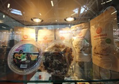 Quale sia il prodotto principale della Frutta Secca - Kurme Gran Villa lo dice il nome stesso dell'azienda. Qui alcuni dei prodotti.