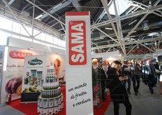 Lo stand della Sama.