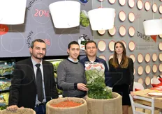 In rappresentanza della AOP Marche, l'azienda Ambruosi & Viscardi, specializzata nella produzione di insalate. In foto: Gianluca Cocci, Nicola e Salvato Ambruosi, Pamela Rastelli.