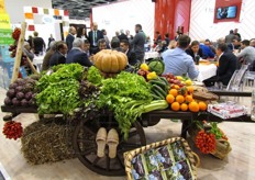 Uno splendido carretto a tema per lo stand dell'Alma Seges.