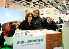 Marina e Paola Ancona della OP Ancona di Policoro (MT), specializzata nella produzione e commercializzazione di ortaggi, verdura e frutta.