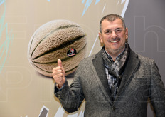 Un ritratto di Ettore Cagna, presidente della Agricola Don Camillo di Brescello (RE). Inutile dire quale sia il prodotto principe dell'impresa!