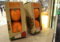 La confezione da due clementine della ClemenTime, ideale anche per l'uso nelle vending machine, alias i distributori automatici.