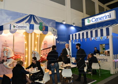 L'originale allestimento stile giostra della Cenerini, azienda di import-export operante presso il mercato ortofrutticolo di Bologna.