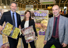 In foto: Adriano Daminato, presidente di OPO Veneto, Raffaella Lucato (socio OPO Veneto) e il direttore di OPO Veneto, Francesco Arrigoni.
