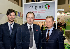 In occasione di Fruit Logistica, il management di Origine Group ha illustrato la nuova compagine e le sue iniziative commerciali. In foto, il general manager Federico Milanese, il presidente Ilenio Bastoni e il consigliere delegato Alberto Garbuglia.