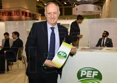Massimo Pavan responsabile commerciale area Italia dell'azienda Pef srl, fra le aziende leader in Europa nella produzione, commercializzazione e nel confezionamento di carote.