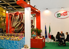 Lo stand de La Rosa, specializzata in radicchio e non solo, con sede a Monselice (Padova).