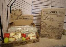 Con un occhio al mondo del catering la Leni's ha portato a Berlino anche un'altra novita' forte del successo dei suoi succhi di mela: il bx da 5 litri.