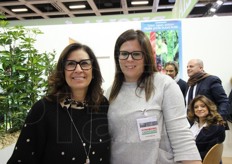 "Chiara Montalbo' e Giusi Frugis: girl power per Frutta Italia Montalbo'. "Siamo in piena campagna con le verdure. L'intento della fiera berlinese è quello di consolidare la nostra rete di clienti. Qui infatti c'e' tutto!"."