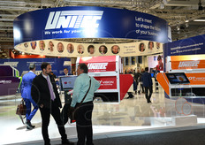 Unitec ha presentato i sistemi di selezione e classificazione della qualita' dei frutti, interamente progettati e sviluppati all'interno dell'azienda, per garantire ogni richiesta di personalizzazione dei clienti. Queste soluzioni, innovative e all'avanguardia, sono dedicate ai singoli frutti: Apple Vision, Cherry Vision, Apricot Vision, Blueberry Vision, Plum Vision, Kiwi Vision, per citarne alcune.