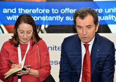 La direttrice di FreshPlaza, Rossella Gigli, insieme al presidente Unitec Angelo Benedetti.