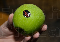 La mela Granny Smith, produzione melicola di punta del territorio veronese. Assai apprezzata sui mercati esteri per via della sua buccia verde brillante a lenticelle bianche.