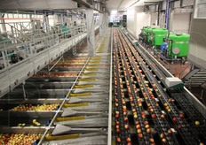 Un'altra vista della calibratrice, qui in tutta la sua lunghezza.