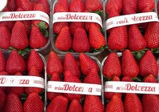 "Un dettaglio dei cestini a marchio "Miss Dolcezza"."