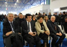 Una coppia di ministri per l'inaugurazione della NAM - Nuova Area Mercatale. A sinistra Gian Luca Galletti, a destra Maurizio Martina, rispettivamente ai vertici del dicastero all'Ambiente e alle Politiche Agricole.
