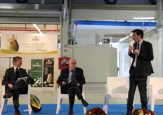Sul palco, da sinistra a destra: Andrea Segre', presidente del Caab, Gian Luca Galletti, ministro all'Ambiente, e Maurizio Martina, ministro alle Politiche Agricole Alimentari e Forestali.