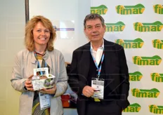 Antonio Fornaroli e collega presso lo stand della ditta di imballaggi Fimat, con sede a Boffalora Ticino (MI).