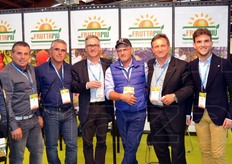 Lo staff della OP siciliana FruttaPiu', con sede a Ravanusa, in provincia di Agrigento.