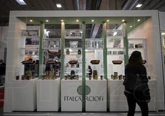 Lo stand Italcarciofi.