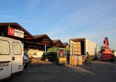 Operazioni di carico nel vecchio mercato